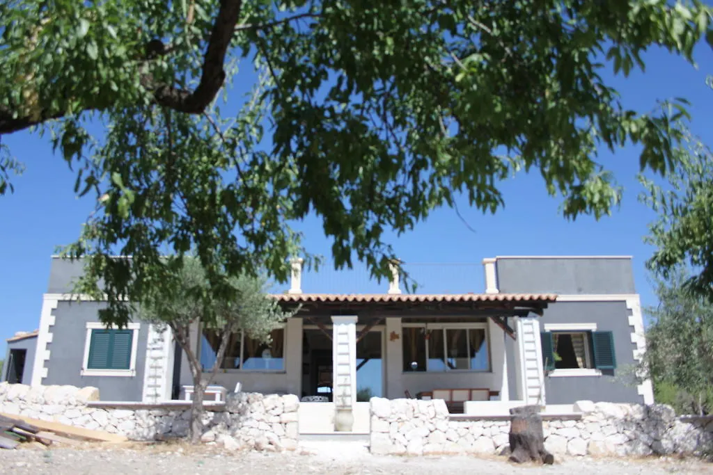 B&B Blues Avola Country house